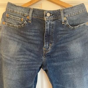 Levi’s Men’s 511 Slim-Fit in medium blue wash